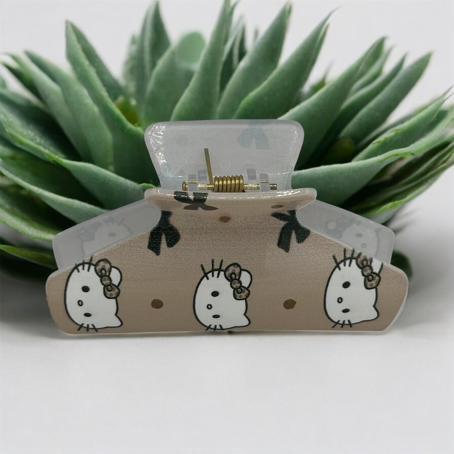 Hello Kitty hair claw clip