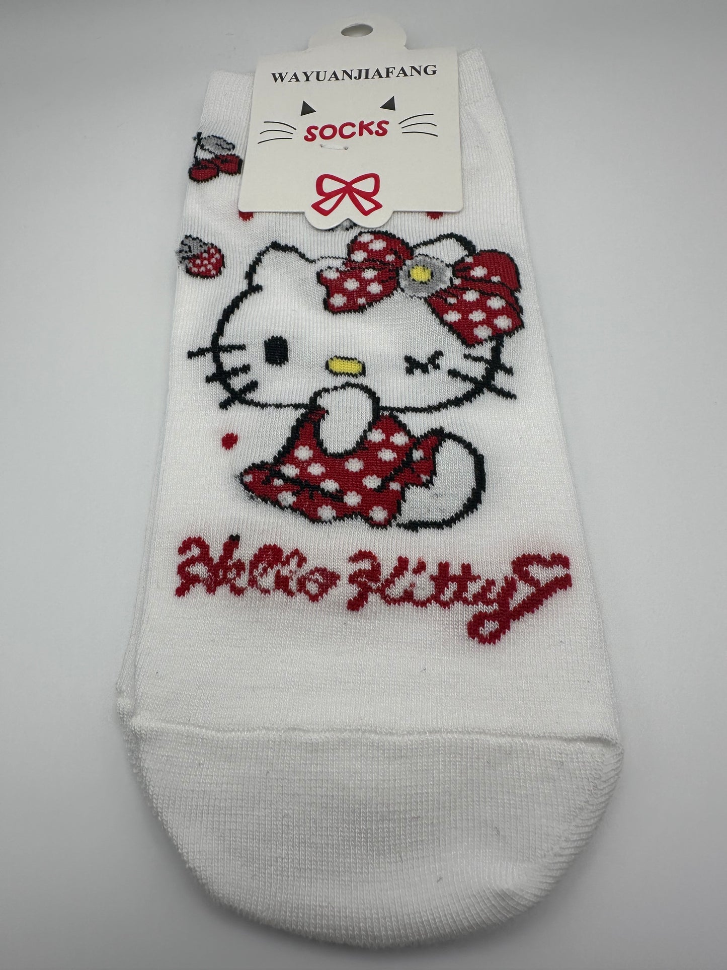 Socks (Hello kitty & Kuromi and friends )