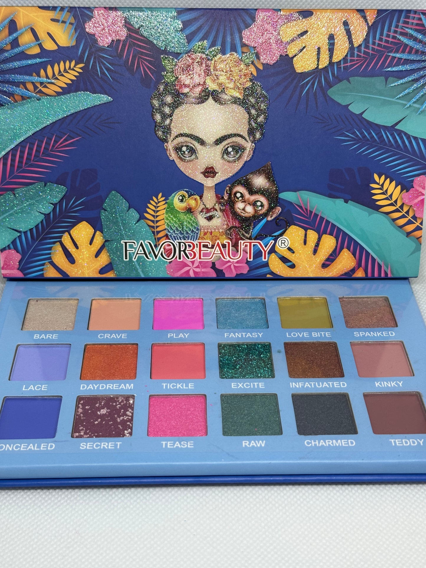 Favor Beauty Frida Palette