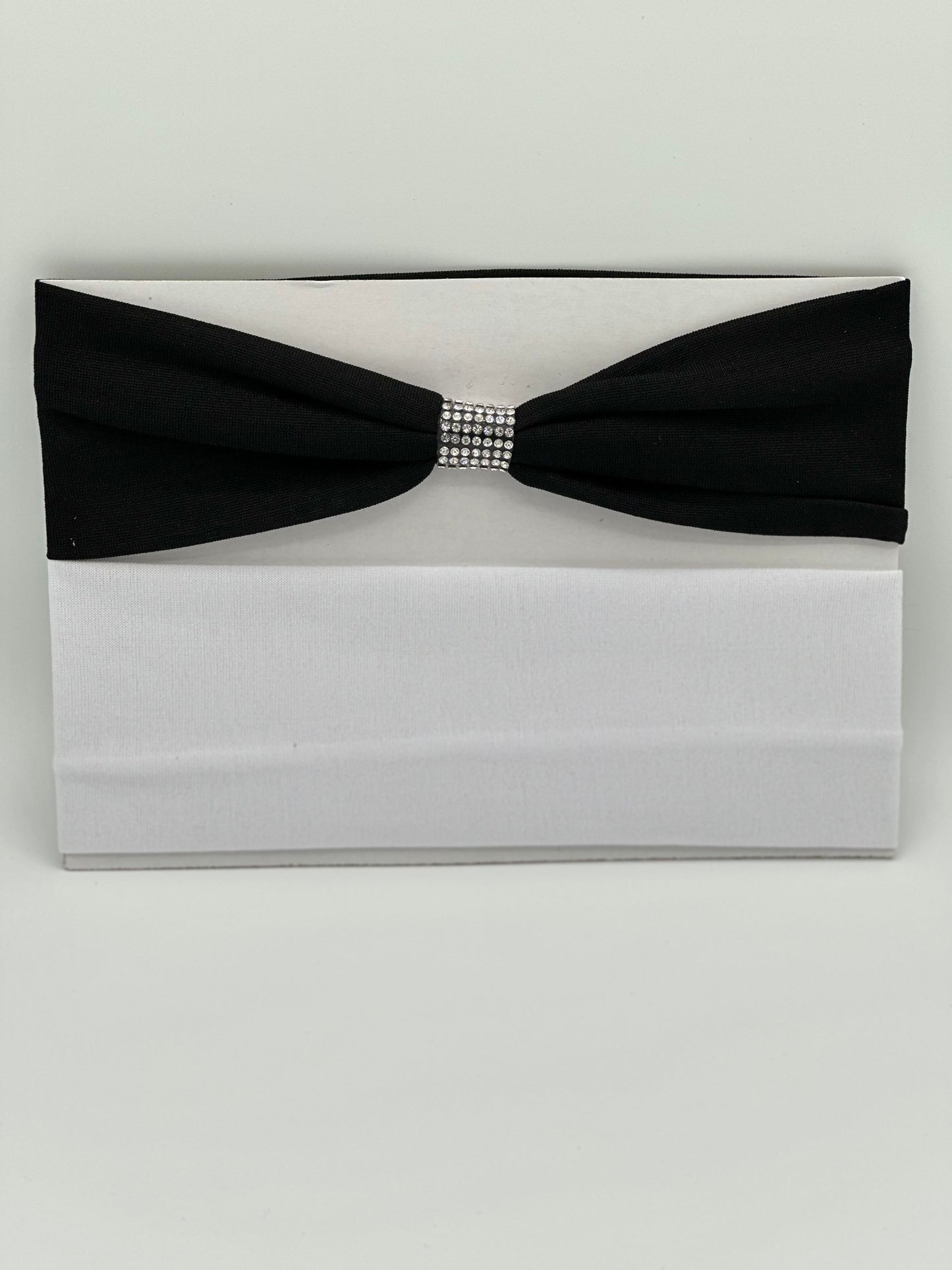 Headbands pack of 2. (1 bow 1 plain)