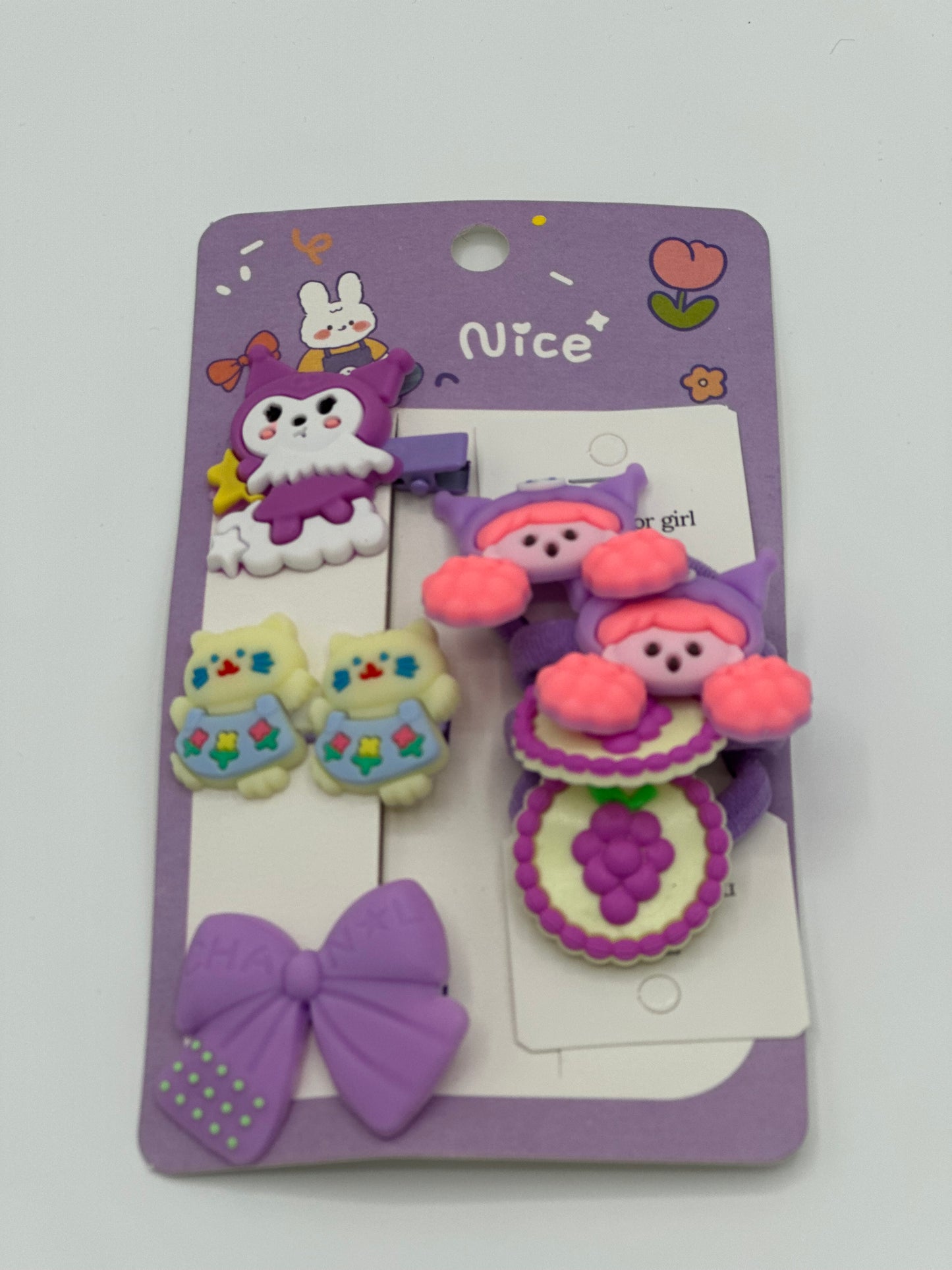 Clips and moños