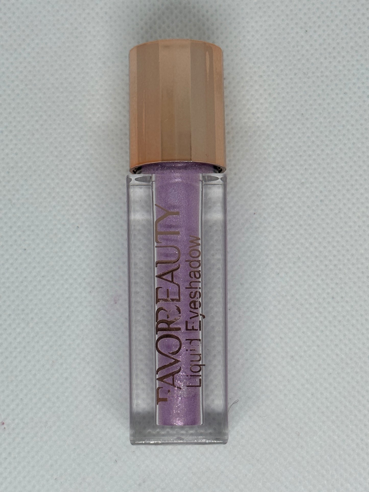 Liquid eyeshadow