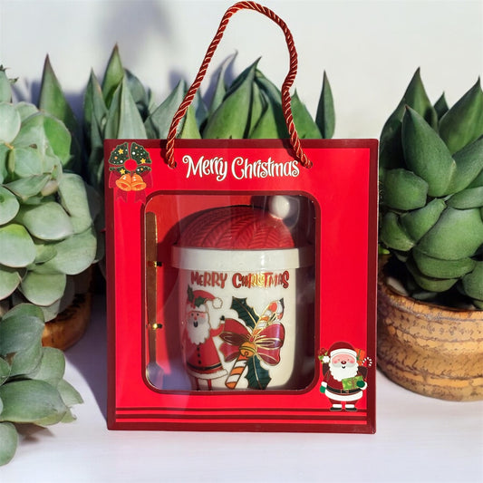 Merry Christmas mug with lid and spoon