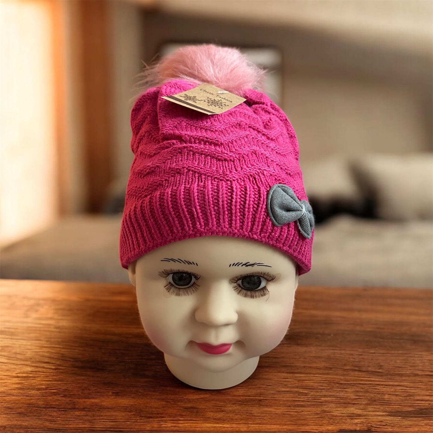 Winter beanie with fur inside for little girls