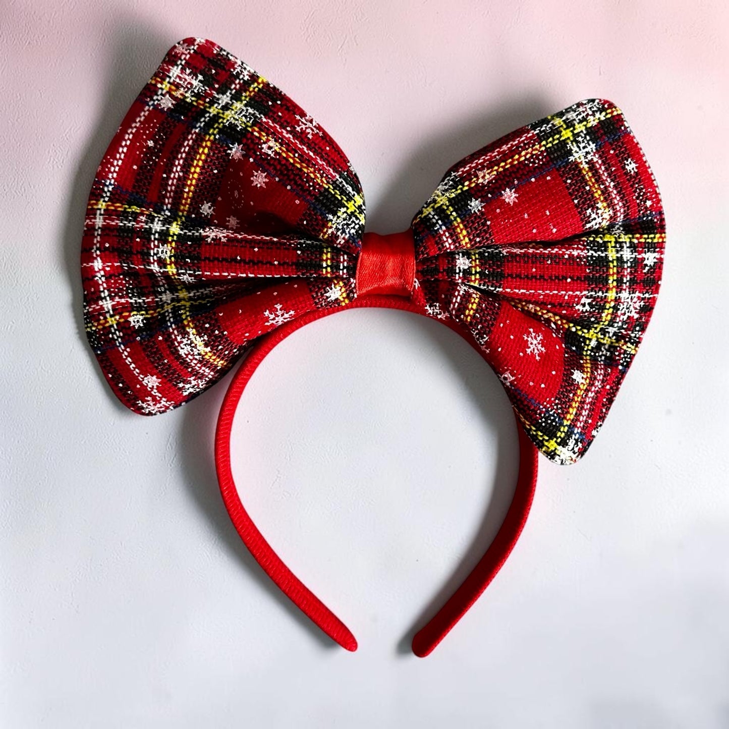 Diadema de navidad con luces.
