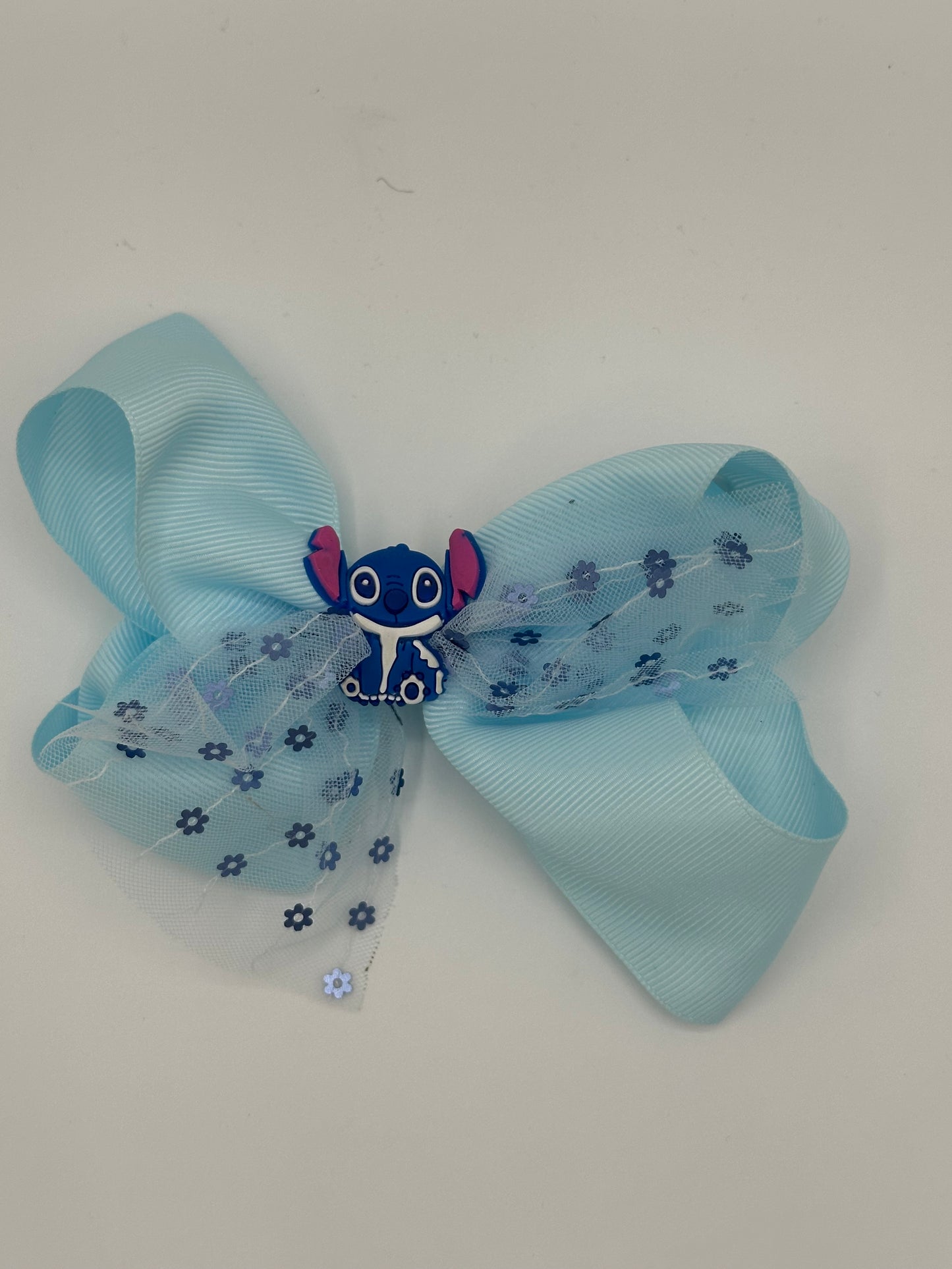 Girls bow stitch