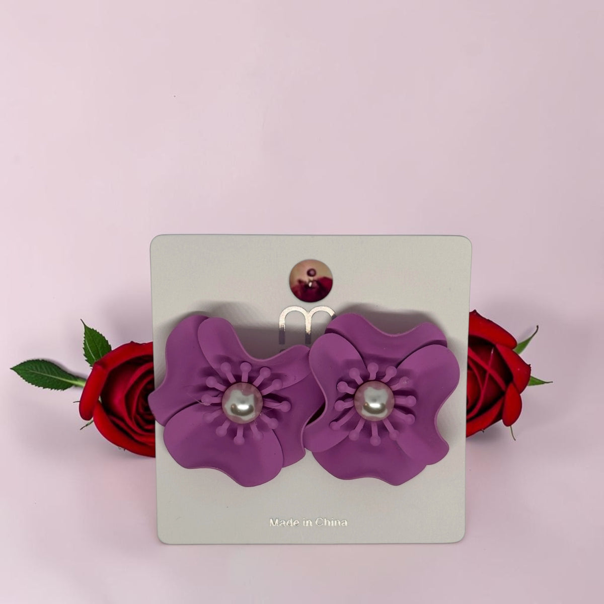Flower studs earrings