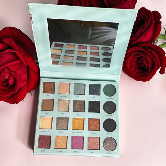 20 color eyeshadow palette. Natural Color