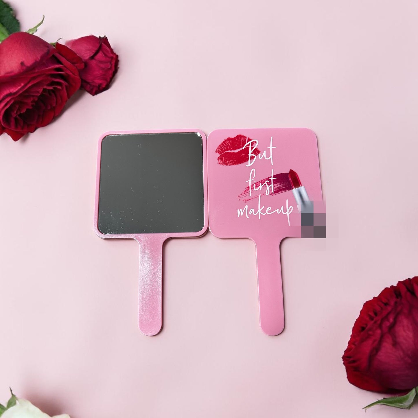 Handheld mirror
